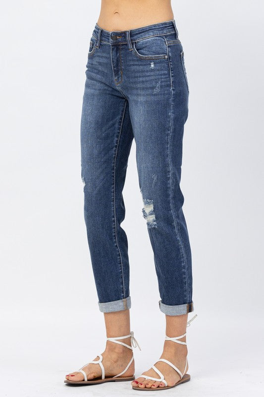 MID-RISE SLIM FIT CUFFED JEANS